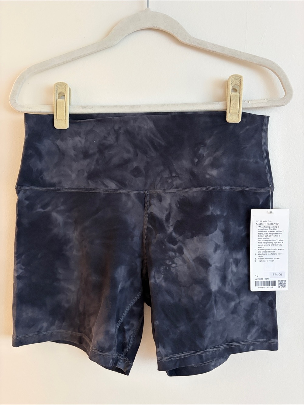 lululemon athletica Align 6in shorts
